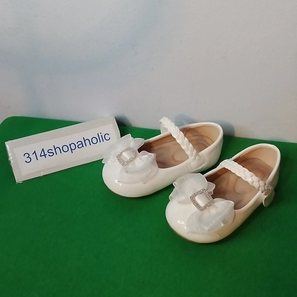 Toddler Girls White Patent Leather Shoes With Bow